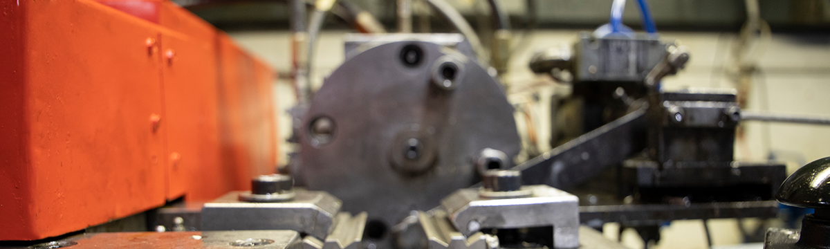 multi step end forming machine for tubbing 